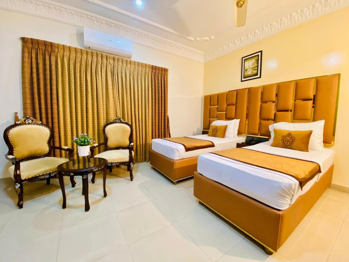 World Inn Hotel Karaczi Zewnętrze zdjęcie
